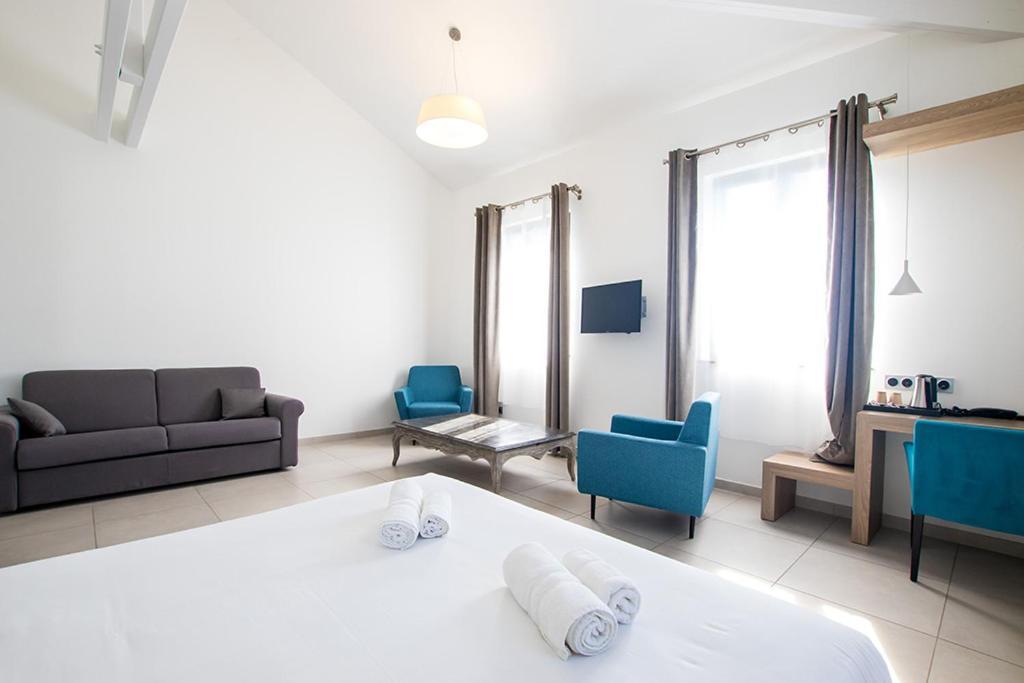 Hotel Du Cros D'Auzon Saint-Maurice-d'Ardeche ภายนอก รูปภาพ