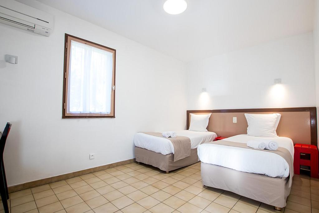 Hotel Du Cros D'Auzon Saint-Maurice-d'Ardeche ภายนอก รูปภาพ